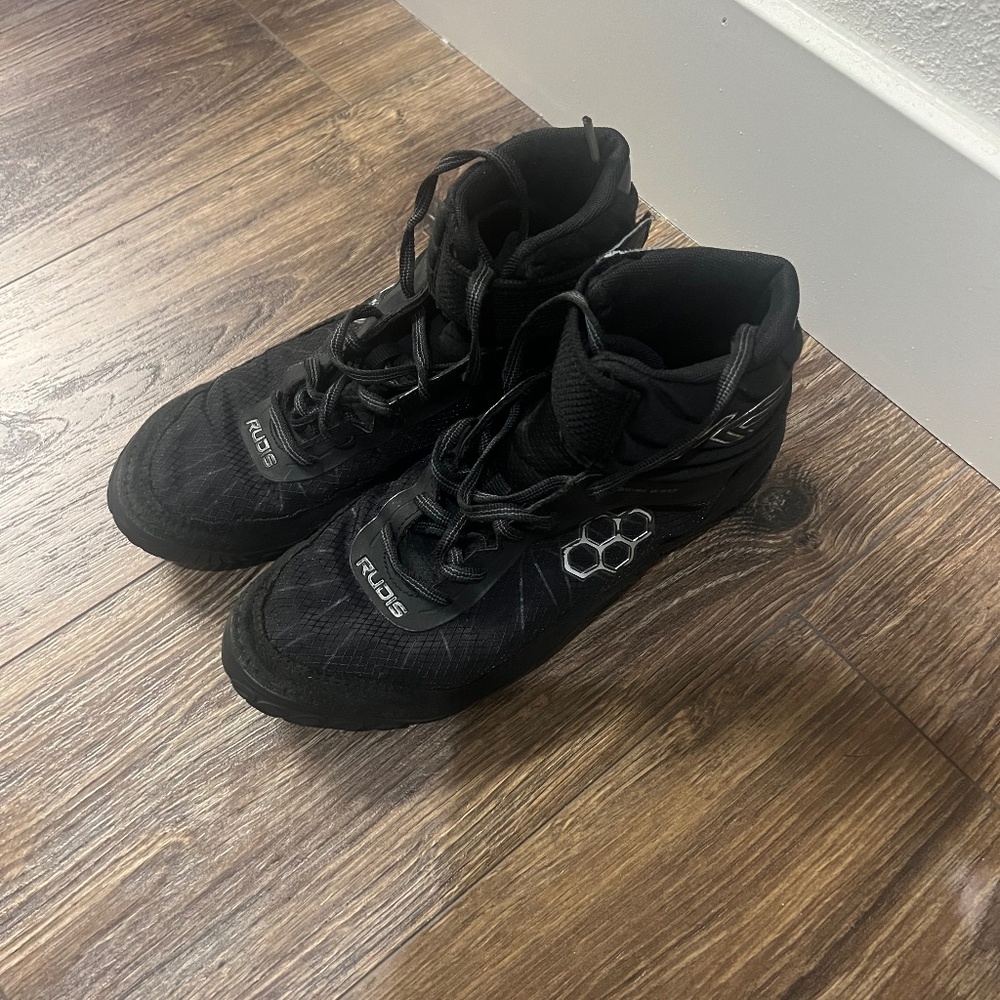 Rudis wrestling shoes size 8